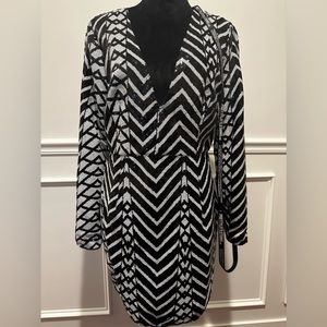 Pretty Little Thing Sz. 10 Black/white Sequins.